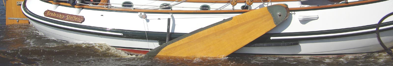cursus platbodem varen zwaard steken manoeuvreren met platbodemjachten cursus cursus platbodem varen zwaard steken manoeuvreren met platbodemjachten cursus