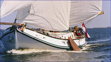 Lemsteraak 11 meter zeilend