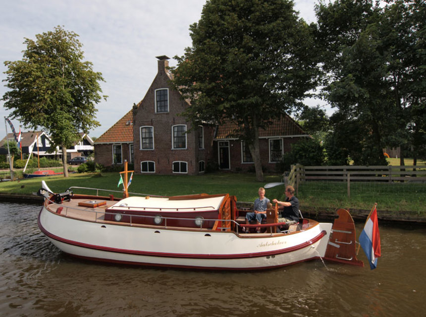 Motorbol 8.60 Aalscholver huren