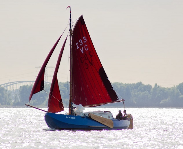 Zeeuwse Schouw Platbodem Remora Te Koop Heech By De Mar